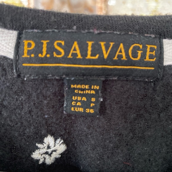 P.J. Salvage Paisley Sweatshirt - Picture 4 of 5